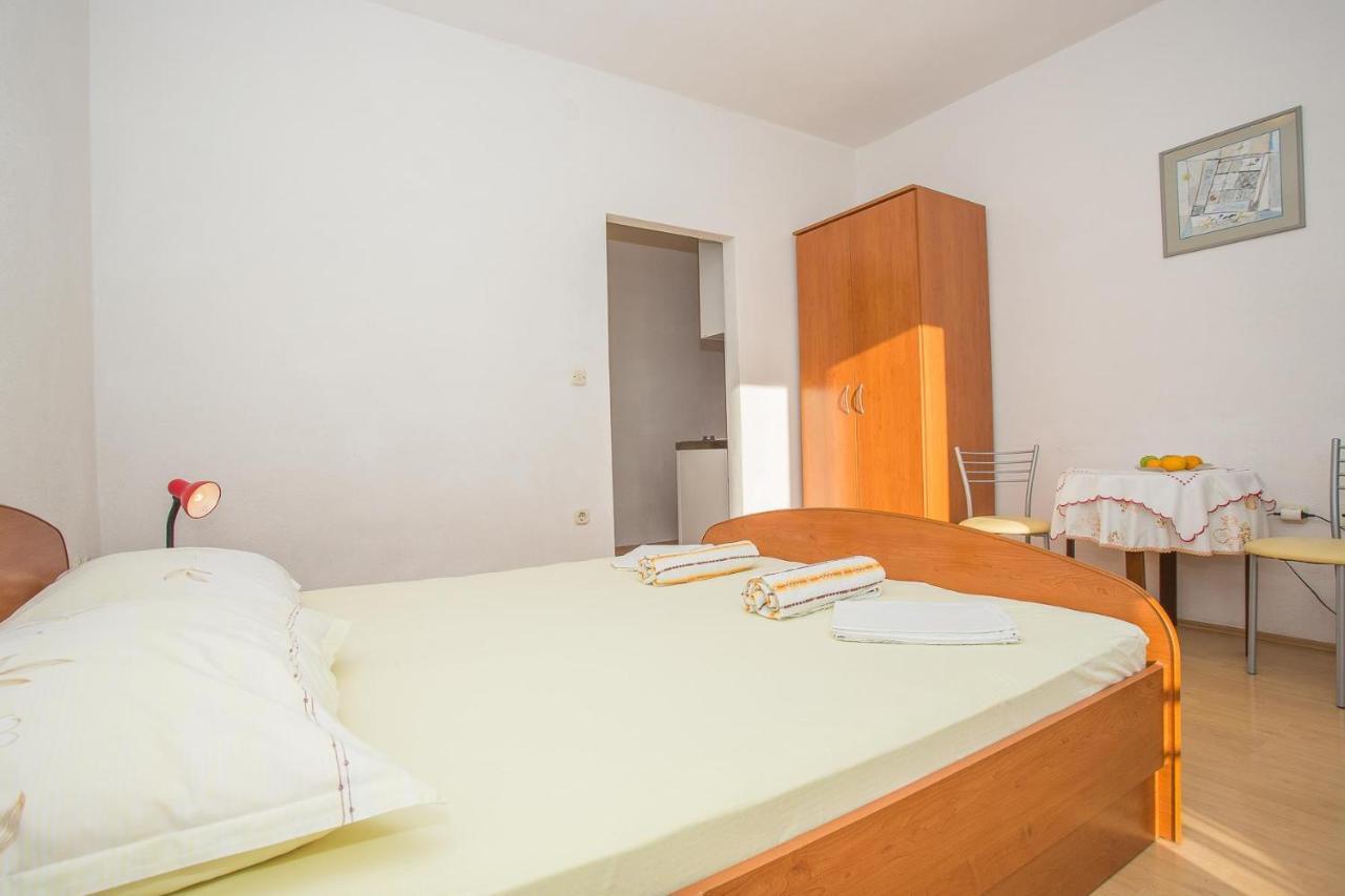 Apartments Nuic 748 Макарська Екстер'єр фото