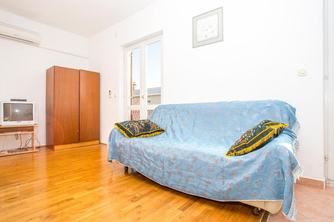 Apartments Nuic 748 Макарська Екстер'єр фото