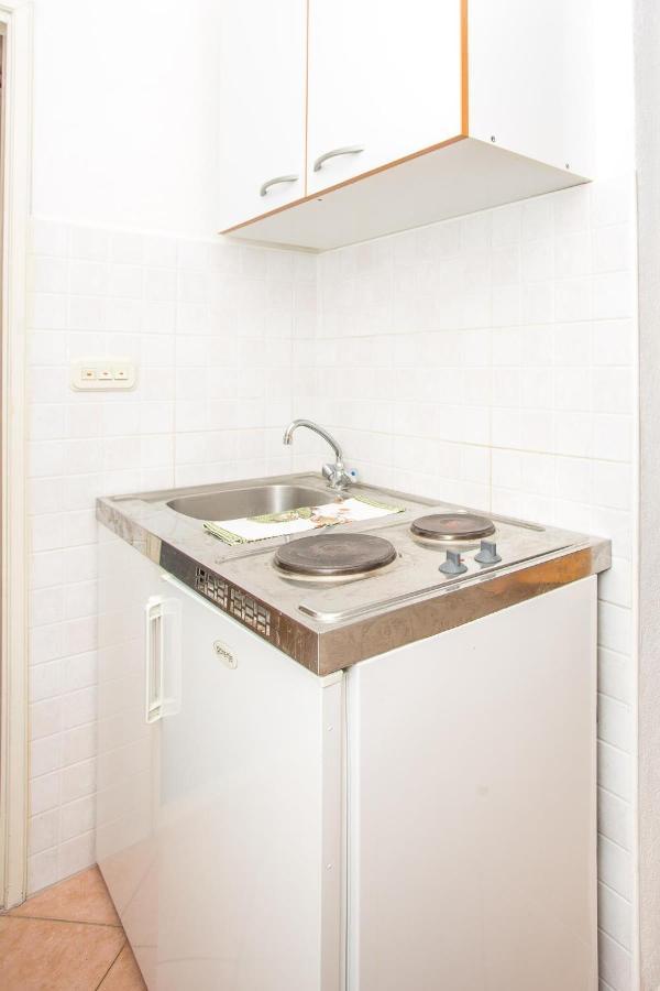 Apartments Nuic 748 Макарська Екстер'єр фото