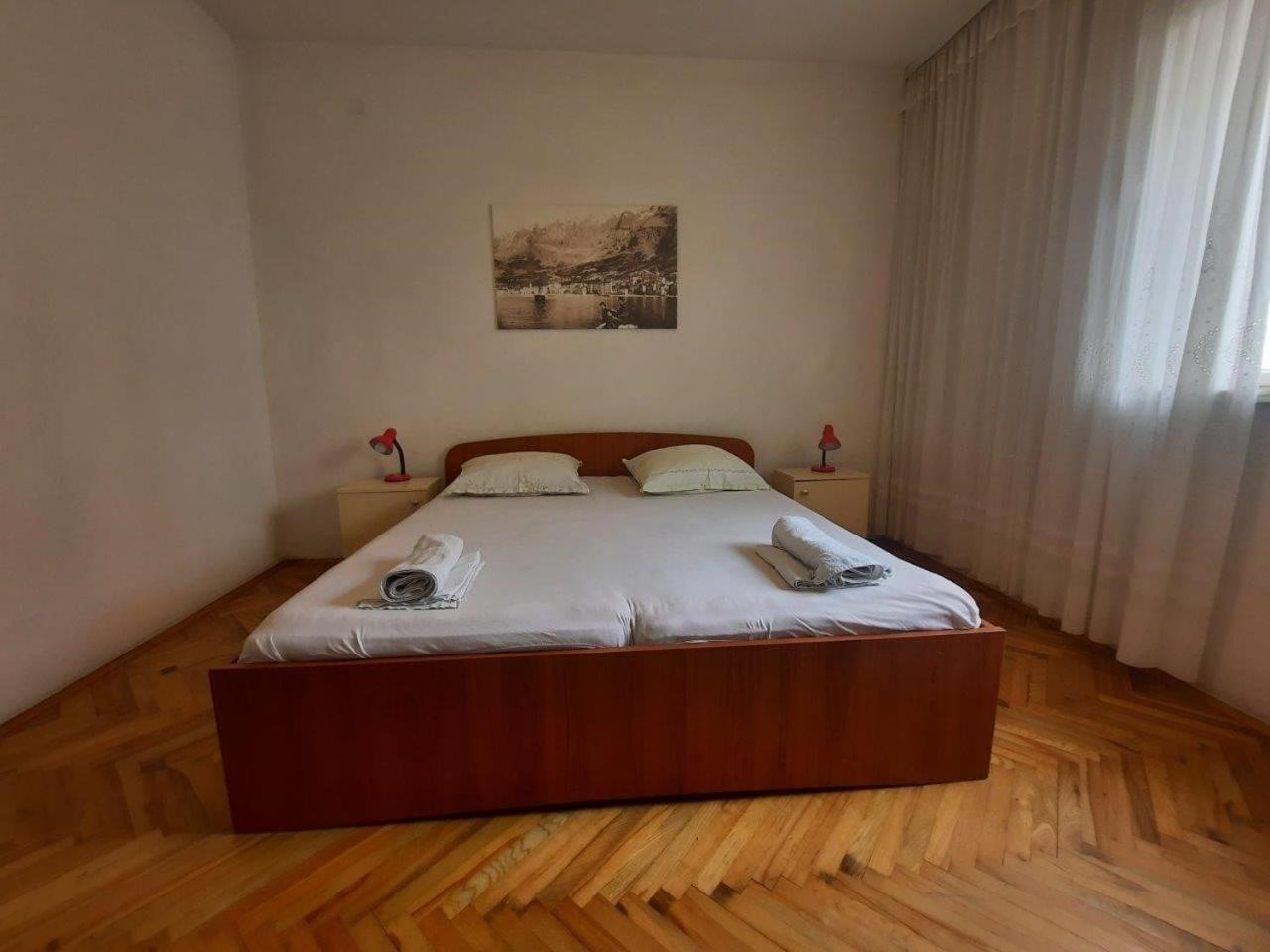 Apartments Nuic 748 Макарська Екстер'єр фото